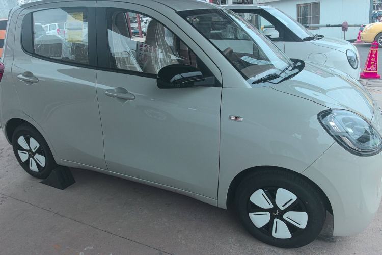 Used Wuling Hongguang MINIEV 2025 Four-Door Version Advanced Edition