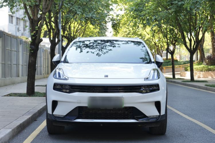 Used Lynk & Co 06 EM-P 2022 PHEV 84 km Range Pro Version Exterior 1