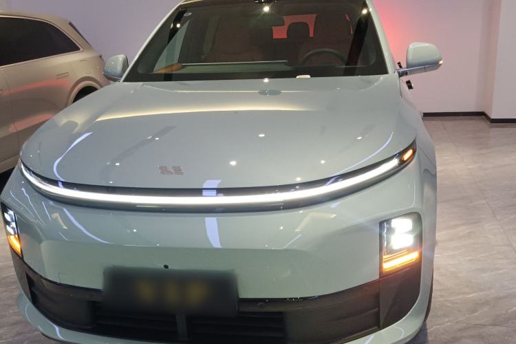 Used Li Auto L6 2025 Max Smart Refresh Edition
