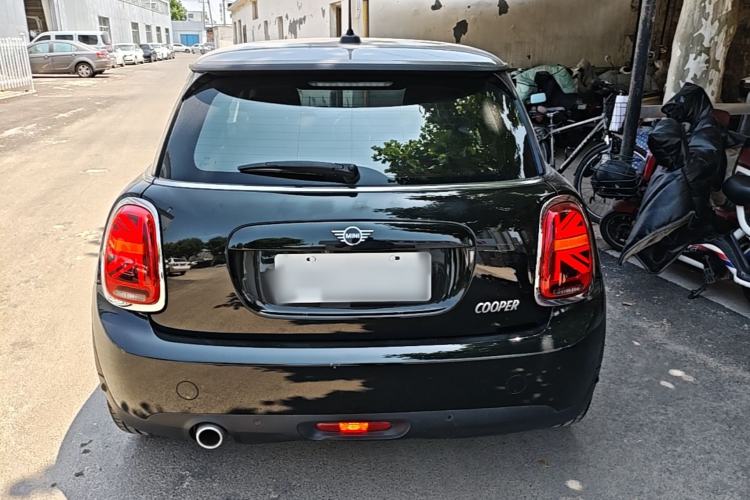 Used MINI 2021 1.5T COOPER Artist

