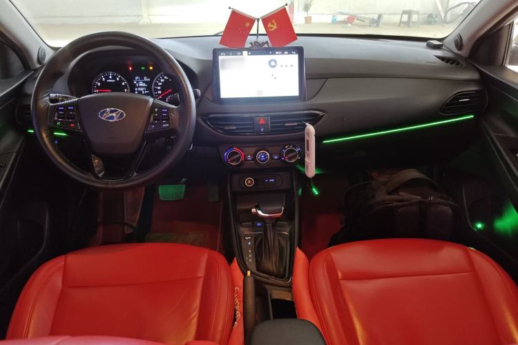 Used Hyundai Celesta 2020 1.6L Automatic GL Enjoyable Edition Center Console