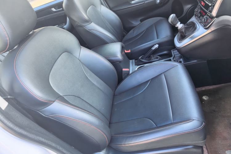 Used Haval M6 2019 1.5T Manual Two-Wheel Drive Elite Version China VI Standard