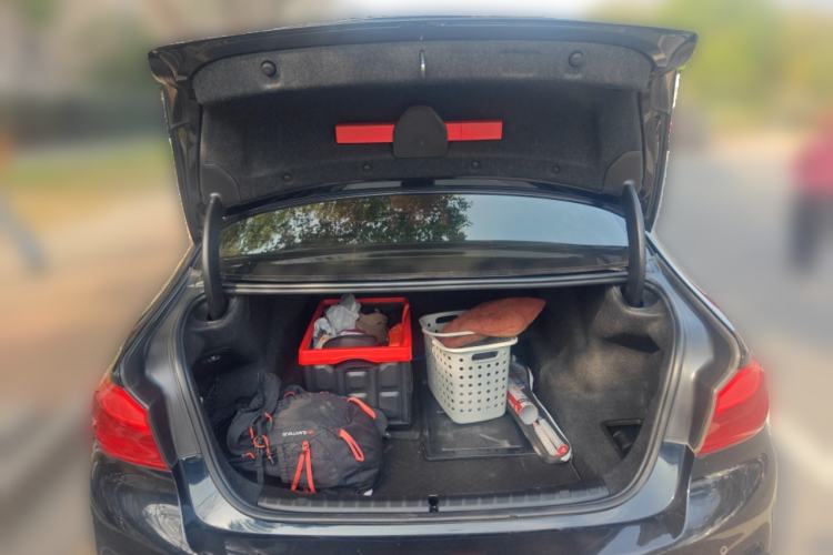 Used BMW 5 Series 2018 Restyled 530Li Leading Edition M Sport Package
