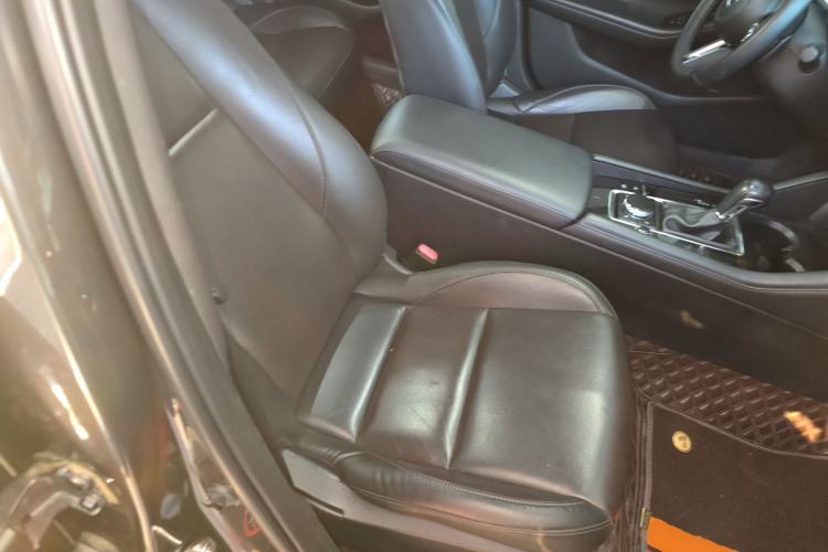 Used Mazda 3 Axela 2021 2.0L Automatic ZhiXuan Edition Right Front Seat