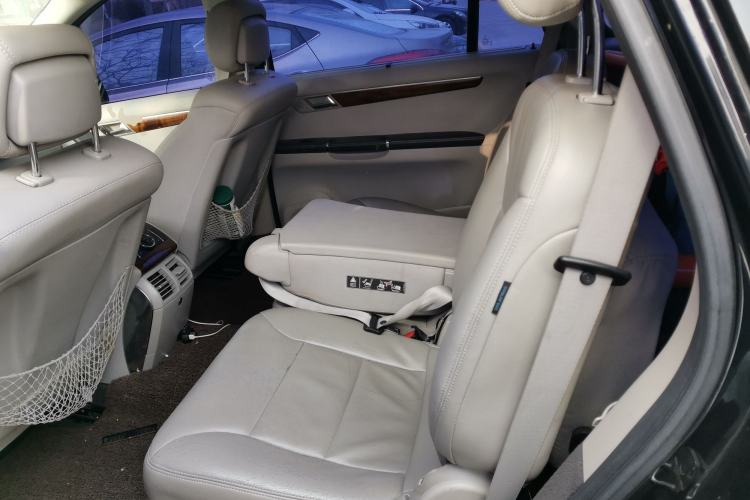 Used Mercedes-Benz R-Class 2011 R 300 L Business Model