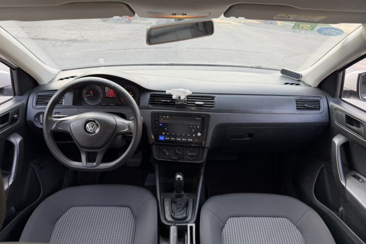 Used Volkswagen Santana 2016 1.6L Automatic Fashion Edition
