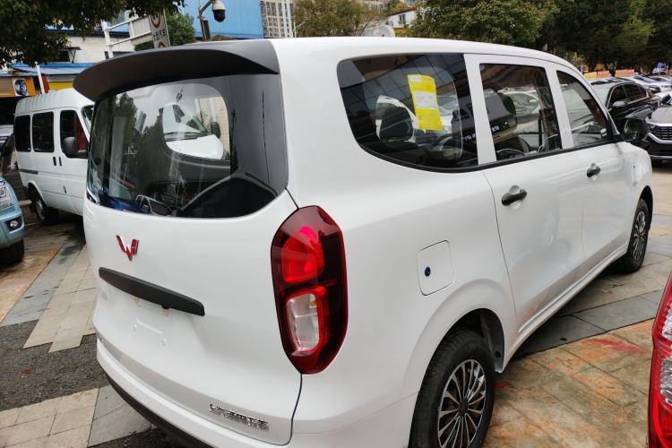 Used Wuling Hongguang New Energy 2025 Extended-Range Hybrid 50 km Utility Version