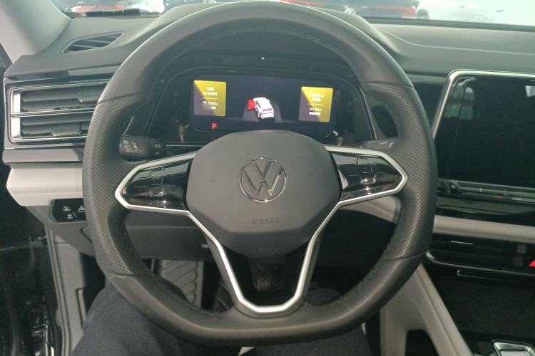 Used Volkswagen Teramont 2024 380TSI Four-Wheel Drive Longxiang Edition
