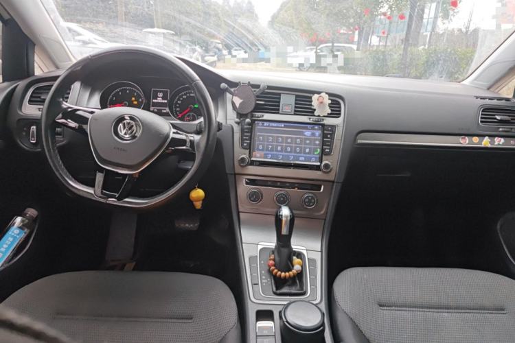 Used Volkswagen Golf 2016 1.6L Automatic Comfort Model
