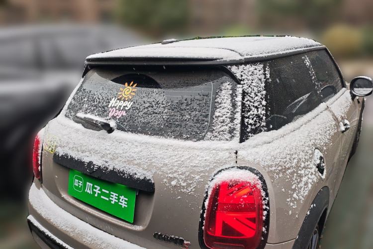 Used MINI MINI 2023 Updated 2.0T COOPER S Artist