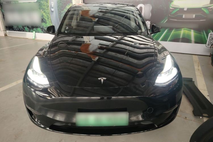 Used Tesla Model Y 2024 Long-Range All-Wheel-Drive Version