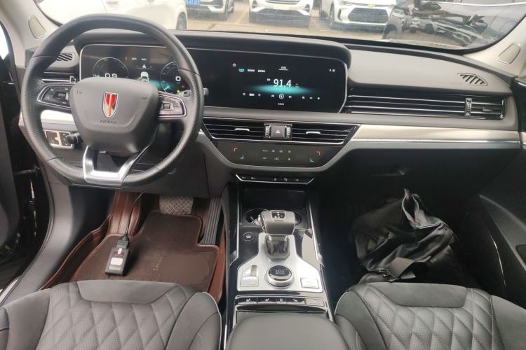Used Hongqi HS5 2019 2.0T Smart Connect Flagship All-Wheel-Drive Version Center Console