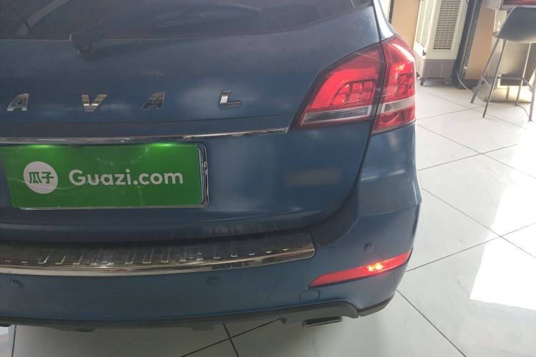 Used Haval H2 2017 Red-Label 1.5T Manual Two-Wheel Drive Luxury Model