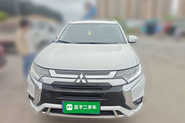 Used Mitsubishi Outlander 2021 2.0L Two-Wheel Drive Comfort Edition 5 Seats Front