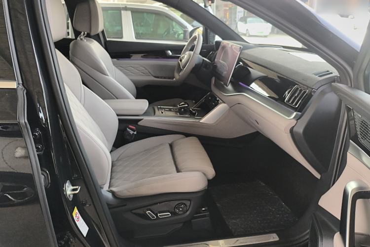 Used BYD Tang New Energy 2025 Intelligent Driving Version DM-i 115KM Flagship Edition Right Front Seat