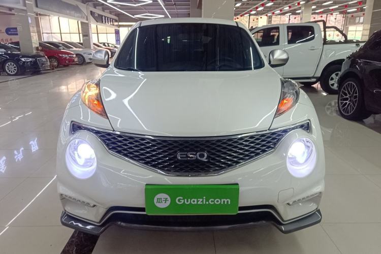 Used Infiniti ESQ 2014 1.6L Spontaneous Edition
