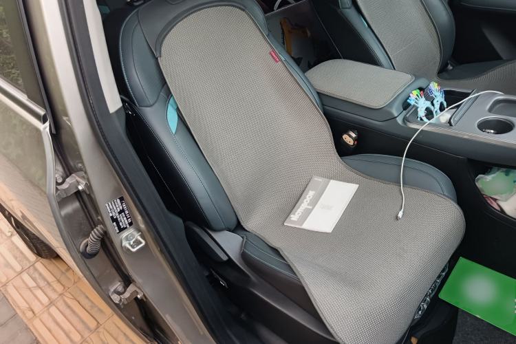 Used AION Y 2024 Younger Star Edition Right Front Seat