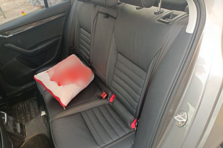 Used Skoda Octavia 2017 1.6L Automatic Smart Drive Edition