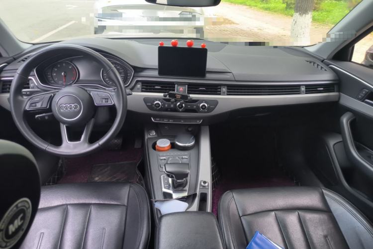 Used Audi A4L 2018 30th Anniversary Edition 40 TFSI Trendy Model
