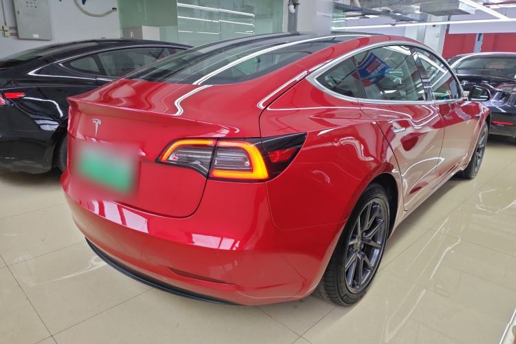 Used Tesla Model 3 2019 Long-Range Rear-Wheel-Drive Version