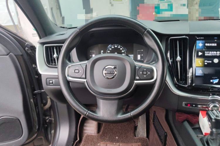 Used Volvo XC60 2021 T5 4x4 Smart Luxury Edition