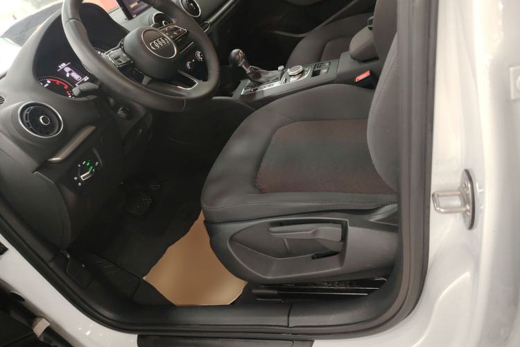 Used Audi A3 2020 Restyled Sportback 35 TFSI Entry-Level China VI Emission Standard