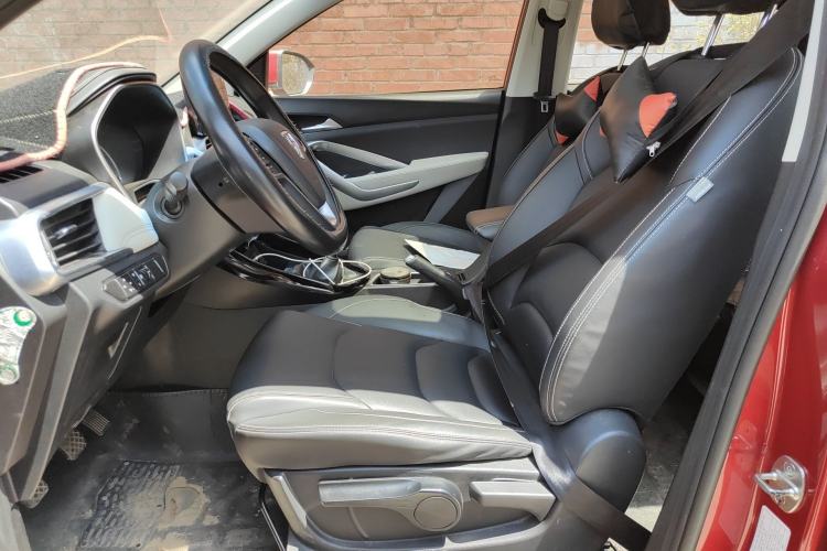 Used Baojun 530 2019 1.5T Manual Luxury 7-seater National V Left Front Seat