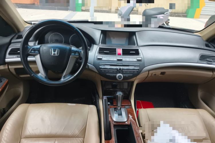 Used Honda Accord 2011 2.0L EX Center Console