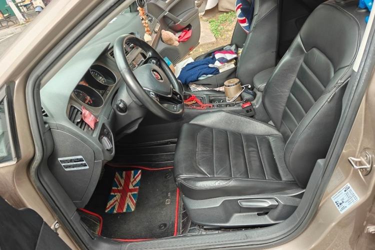 Used Volkswagen Golf 2016 230TSI Automatic Luxury Version
