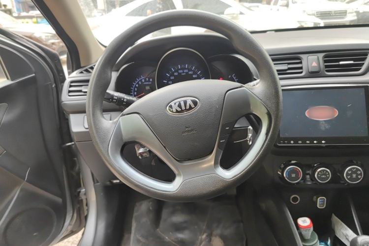 Used Kia K2 2015 Sedan 1.4L MT GLS