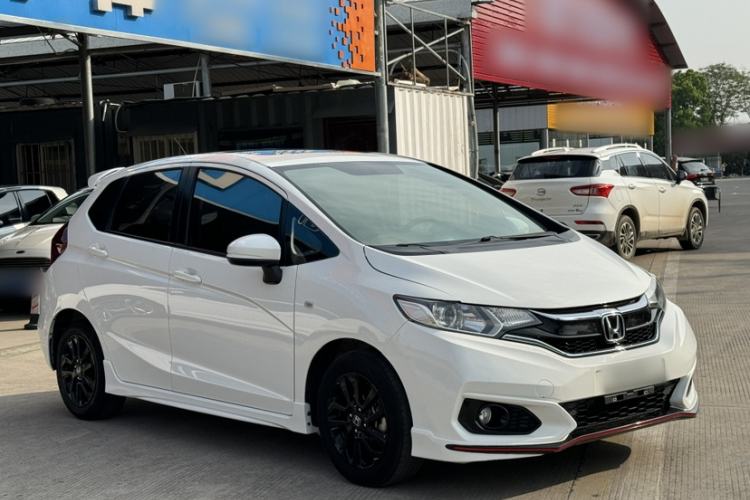 Used Honda Fit 2018 1.5L CVT Trendy Run+ Edition