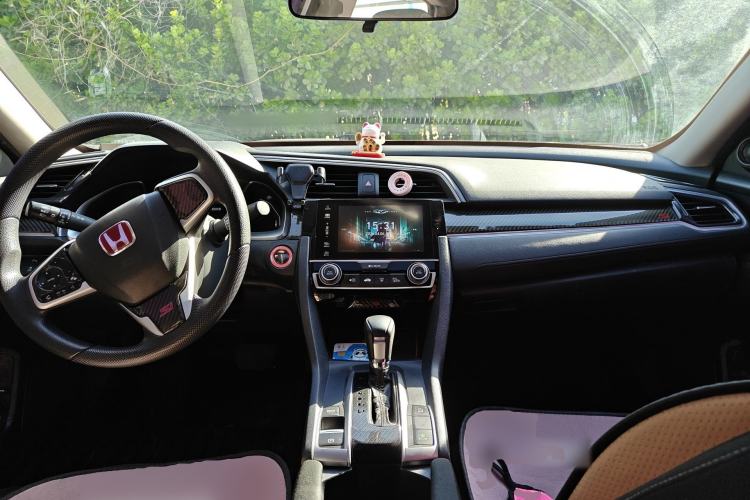 Used Honda Civic 2016 220TURBO CVT Luxury Edition
