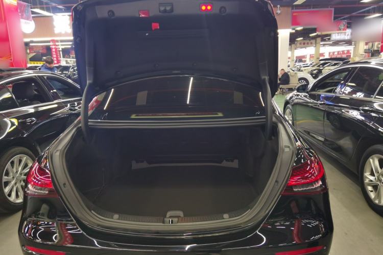 Used Mercedes-Benz E-Class 2022 E 300 L Luxury Model
