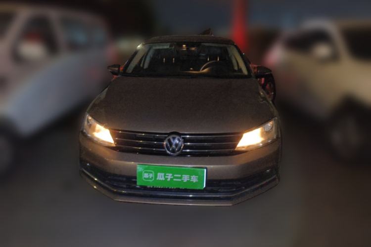 Used Volkswagen Sagitar 2015 1.6L Automatic Comfort Model Front