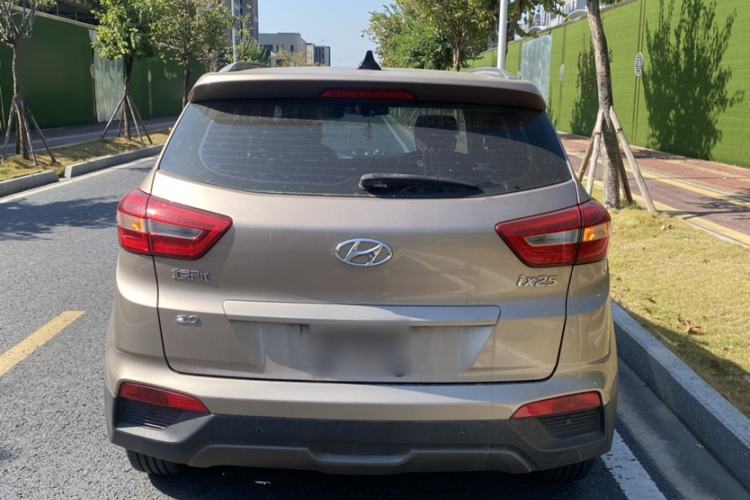 Used Hyundai ix25 2015 2.0L Automatic Two-Wheel Drive Intelligent GLS
