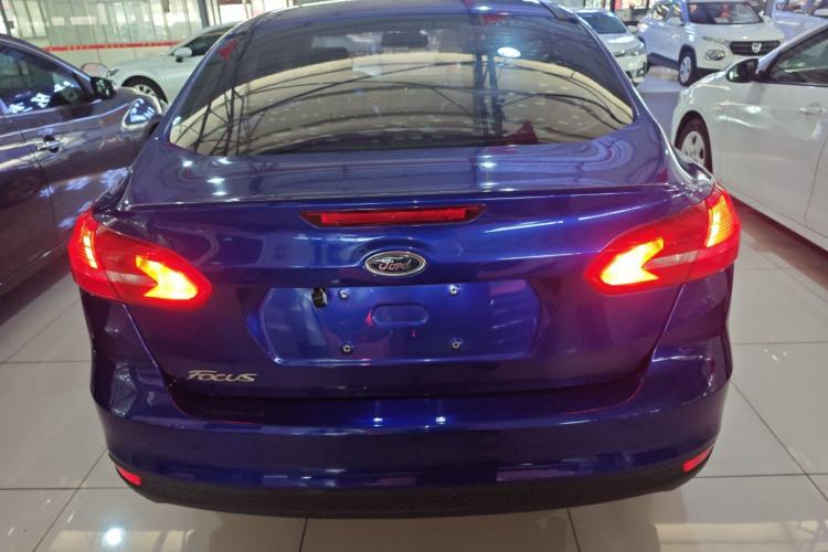 Used Ford Focus 2015 Sedan 1.6L Automatic Comfort Model