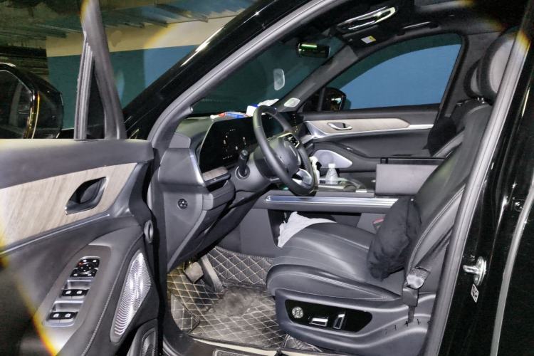 Used Wey Lanshan 2023 Four-Wheel Drive Ultra-Long Range Version
