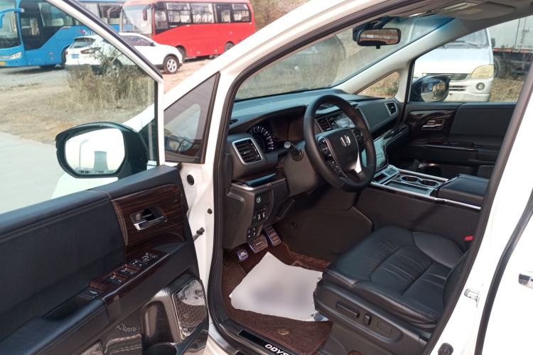 Used Honda Odyssey 2018 2.4L Luxury Edition
