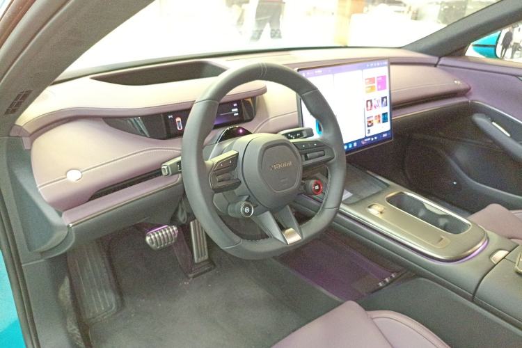 Used Xiaomi Auto SU7 2024 Four-Wheel Drive Ultra-Long Range Advanced Intelligent Driving Max Edition
