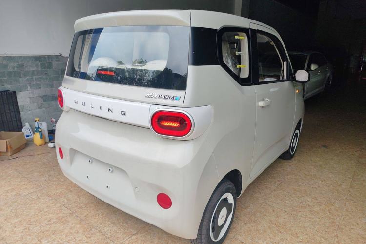 Used Wuling Hongguang MINIEV 2024 3rd Generation 215km Youth Edition