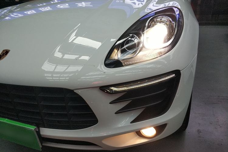 Used Porsche Macan 2014 Macan 2.0T
