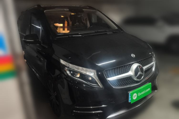 Used Mercedes-Benz V-Class 2022 V 260 L Long-wheelbase Luxury Edition Front Right 45 Deg