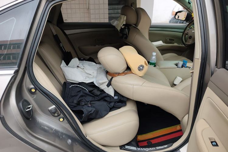 Used Nissan Sylphy 2012 Classic 1.6XE Automatic Comfort Edition Left Rear Seat