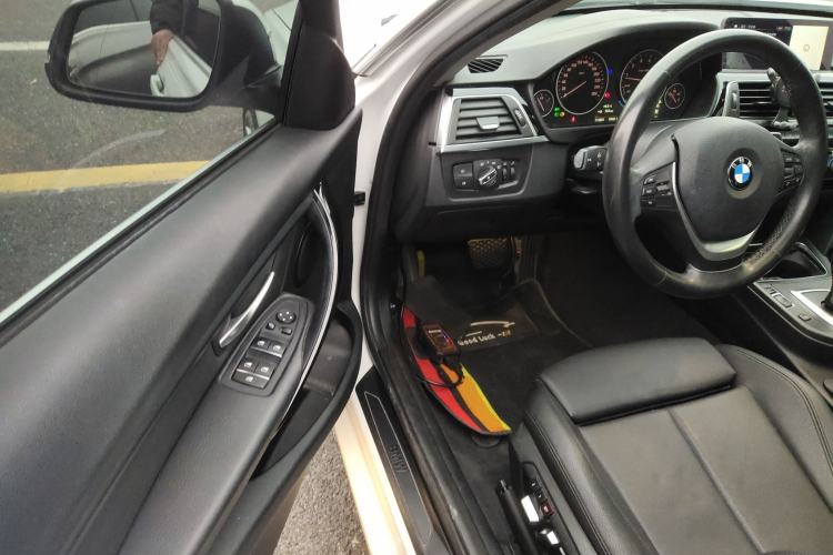 Used BMW 3 Series 2019 320Li Fashion Model
