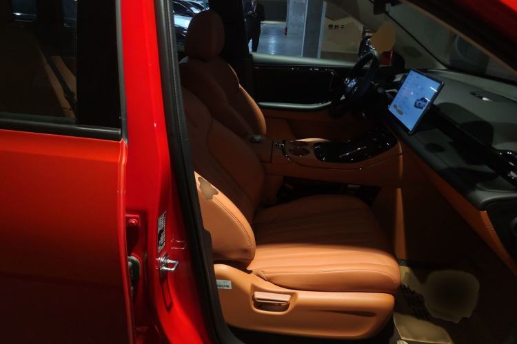 Used AION V 2024 Aion Tyrannosaurus 520 Smart Luxury Edition
