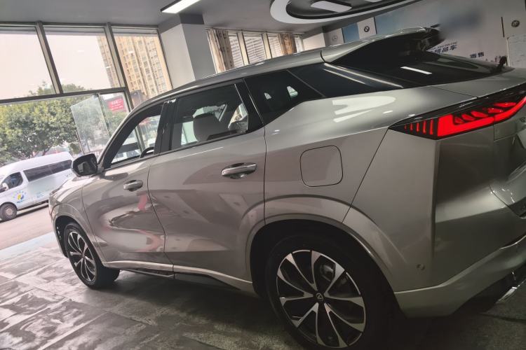 Used Changan UNI-Z New Energy 2024 Blue Whale Smart Electric iDD 125km Excellence Model
