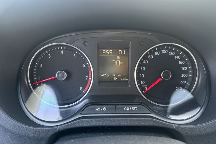 Used Volkswagen Polo 2016 1.6L Automatic Comfort Model