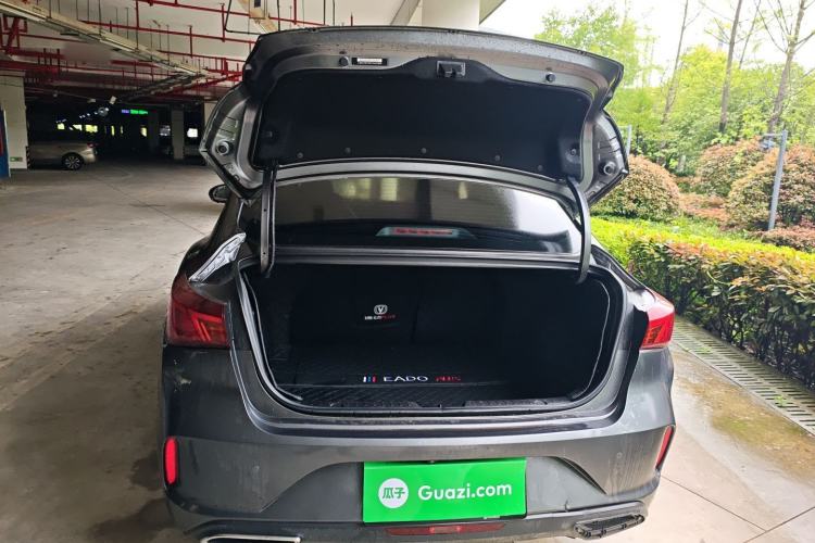 Used CHANGAN Eado 2023 Changan Edition PLUS Blue Whale NE 1.4T GDI DCT Prestige Version Trunk