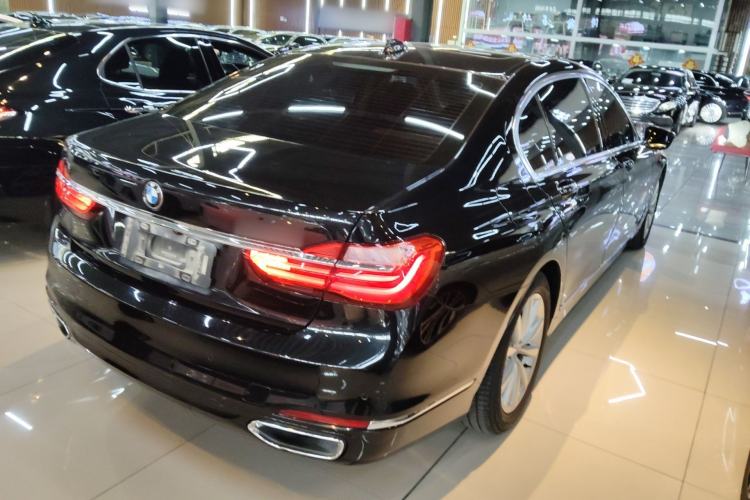 Used BMW 7 Series 2016 730Li Leading Model
