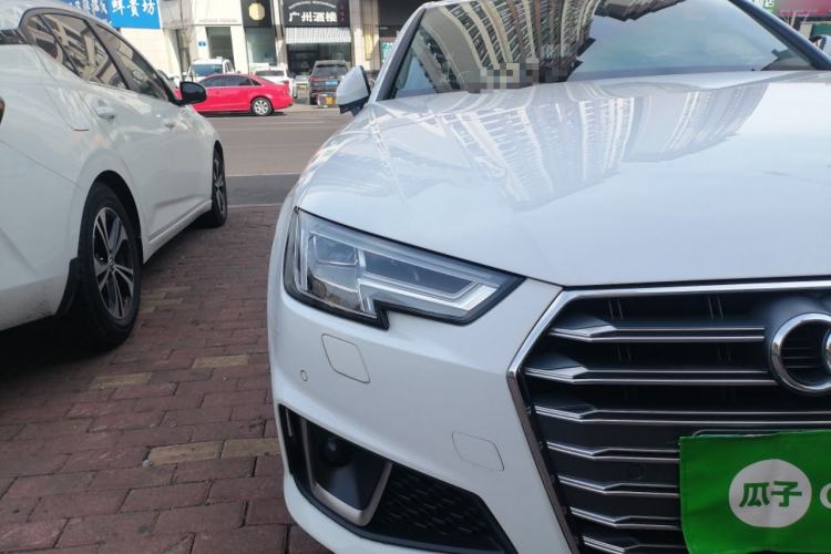 Used Audi A4L 2019 40 TFSI Fashion Edition China VI Emission Standard